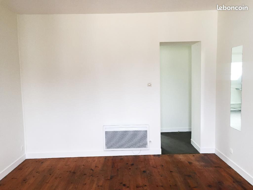 
                                                Location
                                                 Location Studio Nantes
