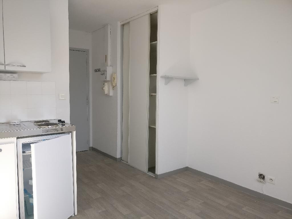 
                                                Location
                                                 Location studio Nantes