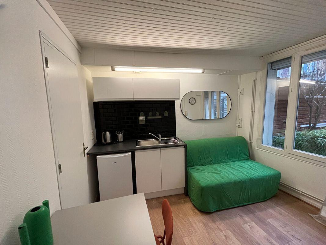 
                                                Location
                                                 Location studio Neuilly-sur-Seine Pont de Neuilly
