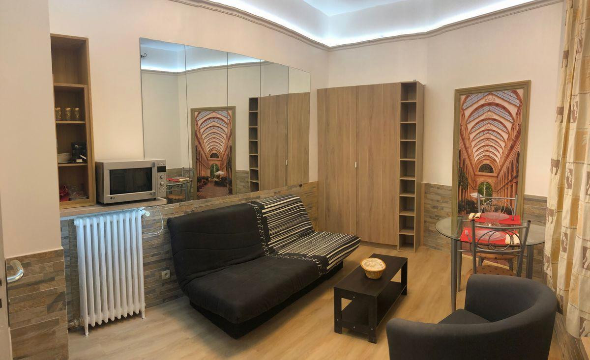 
                                                Location
                                                 Location studio Paris