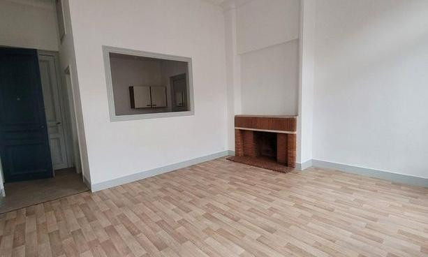 
                                                Location
                                                 Location studio Roubaix 464 euros cc