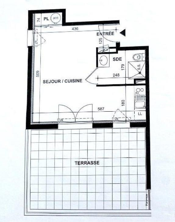 
                                                Location
                                                 Location studio Tours avec terrasse parking cave