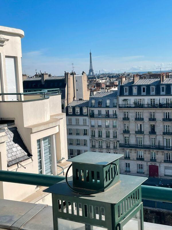 
                                                Location
                                                 Location studio vue Tour Eiffel