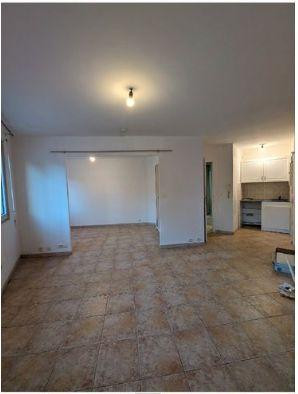 
                                                Location
                                                 Location T1 / T2 35m2