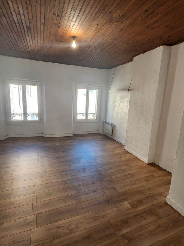 
                                                Location
                                                 Location T2 13001 proximité Longchamps