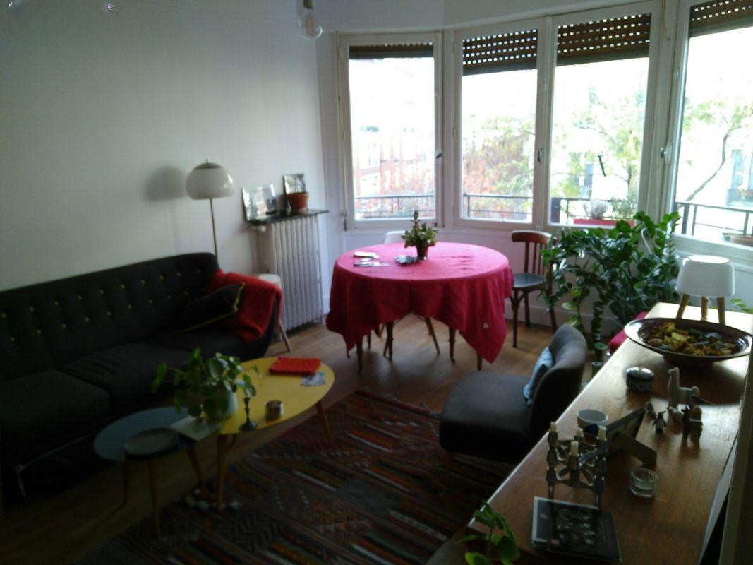 
                                                Location
                                                 Location T2 45 m2 Paris 20ème