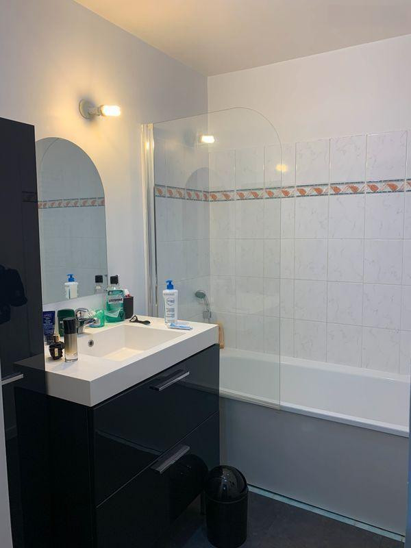 
                                                Location
                                                 Location T2