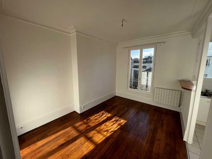 
                                                Location
                                                 Location T2 Levallois Perret