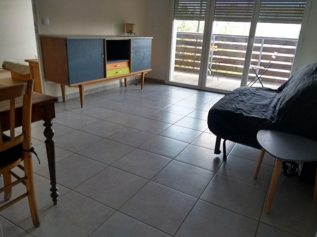 
                                                Location
                                                 Location t2 meublé begles