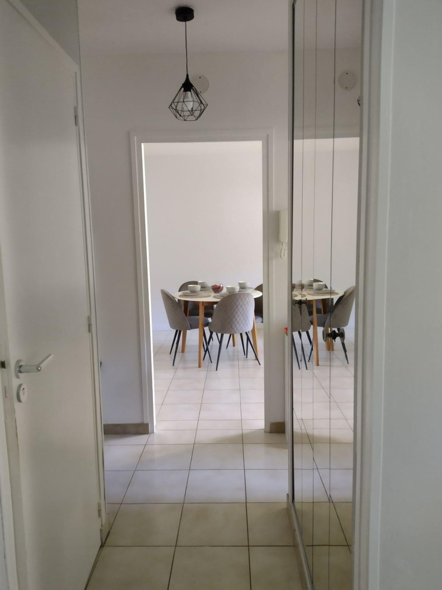 
                                                Location
                                                 Location T2 meublé centre Amiens