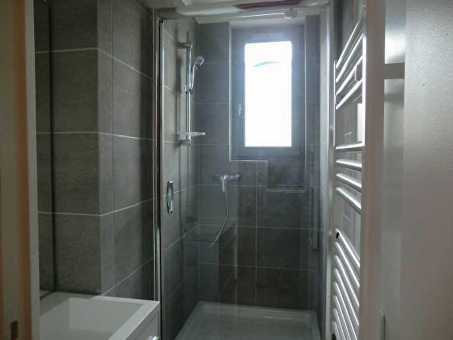 
                                                Location
                                                 Location T2 Vanves