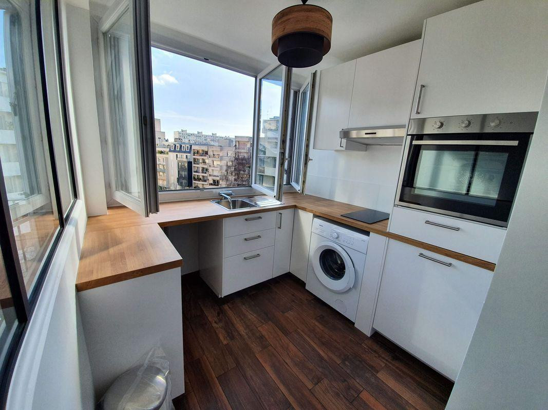 
                                                Location
                                                 Location T2 Vincennes Est