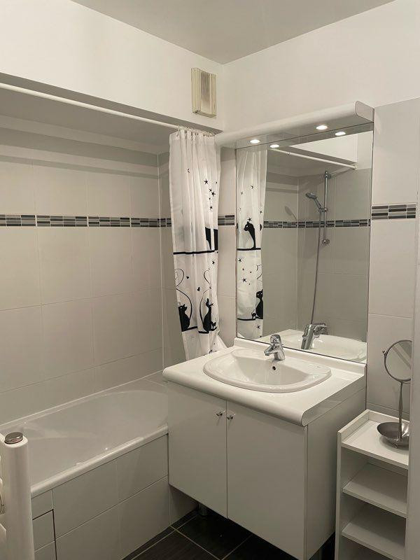 
                                                Location
                                                 Location très beau meublé T2 Montrouge