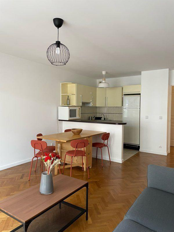 
                                                Location
                                                 Location très beau meublé T2 Montrouge