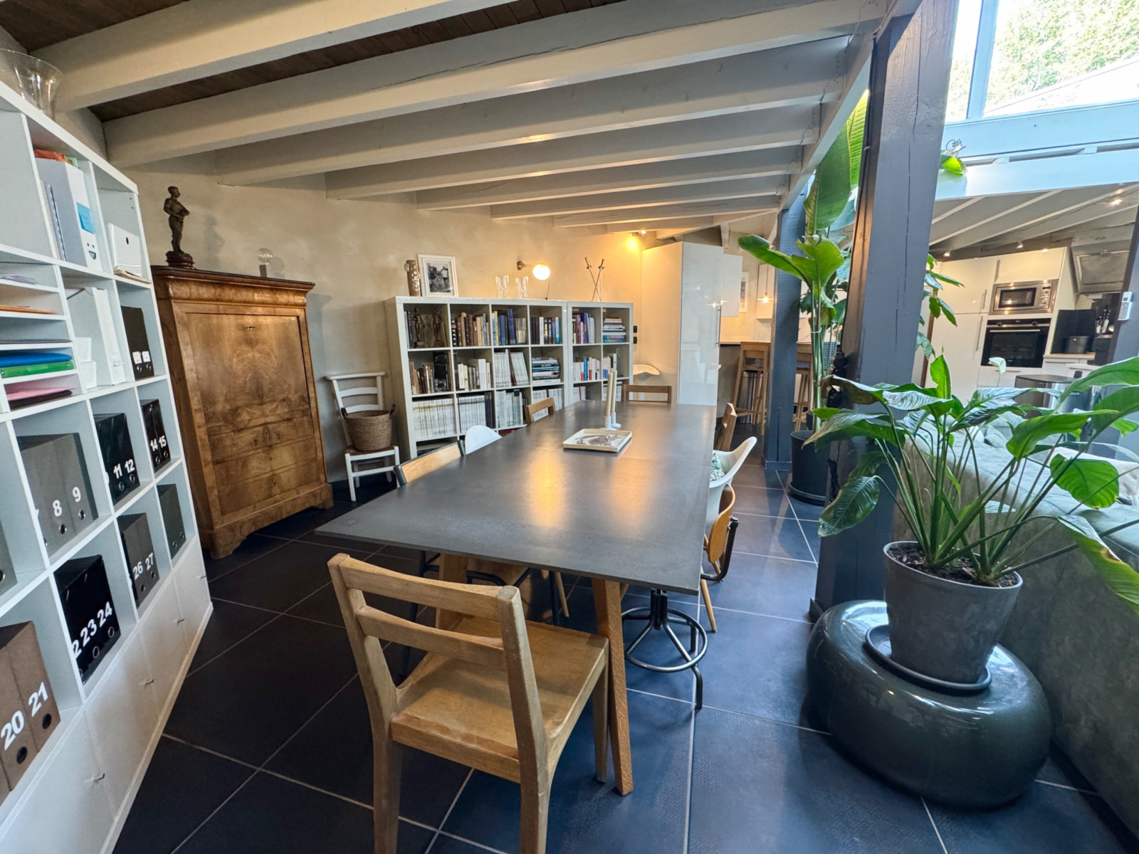 
                                                Vente
                                                 LOFT 200m2 - BASTIDE