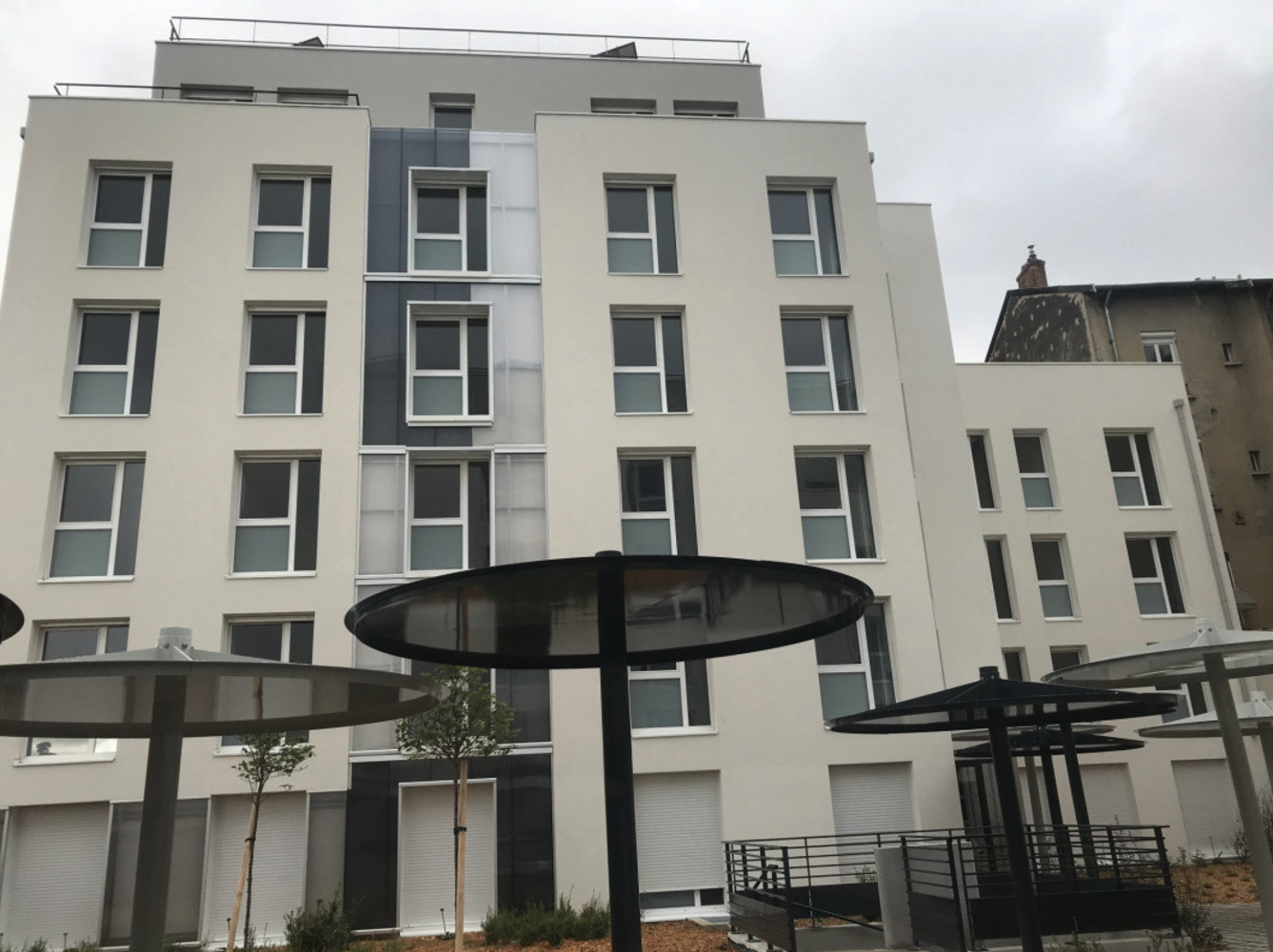 
                                                Location
                                                 Loft en résidence étudiante