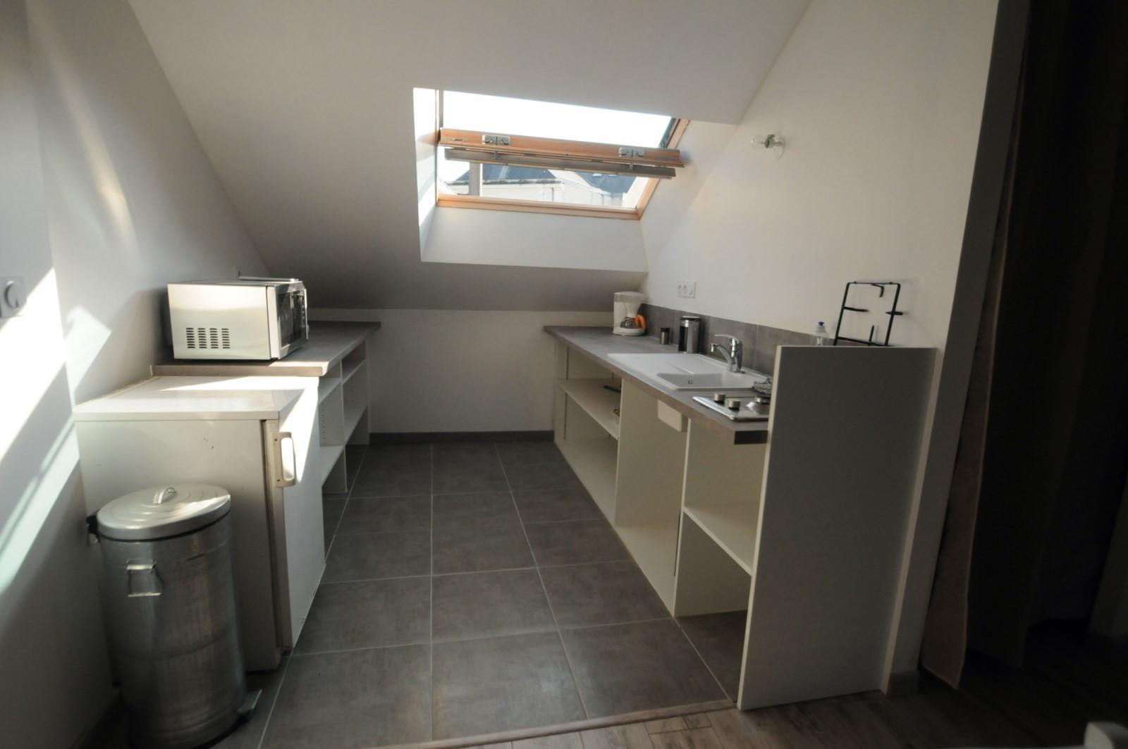 
                                                Location
                                                 Loft moderrne et lumineux , calme en ville