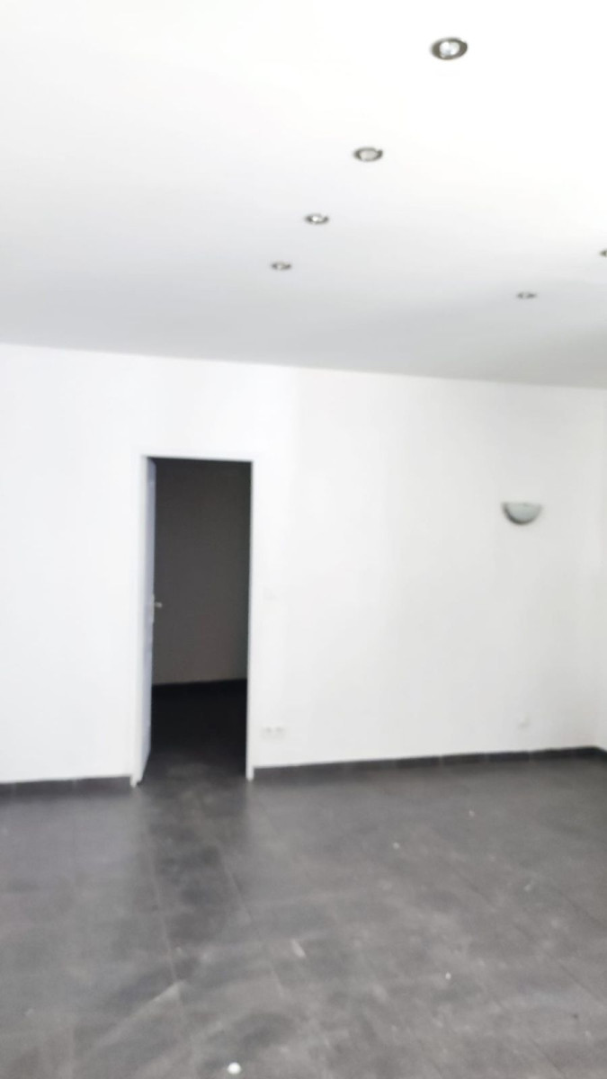 
                                                Location
                                                 LOFT T2