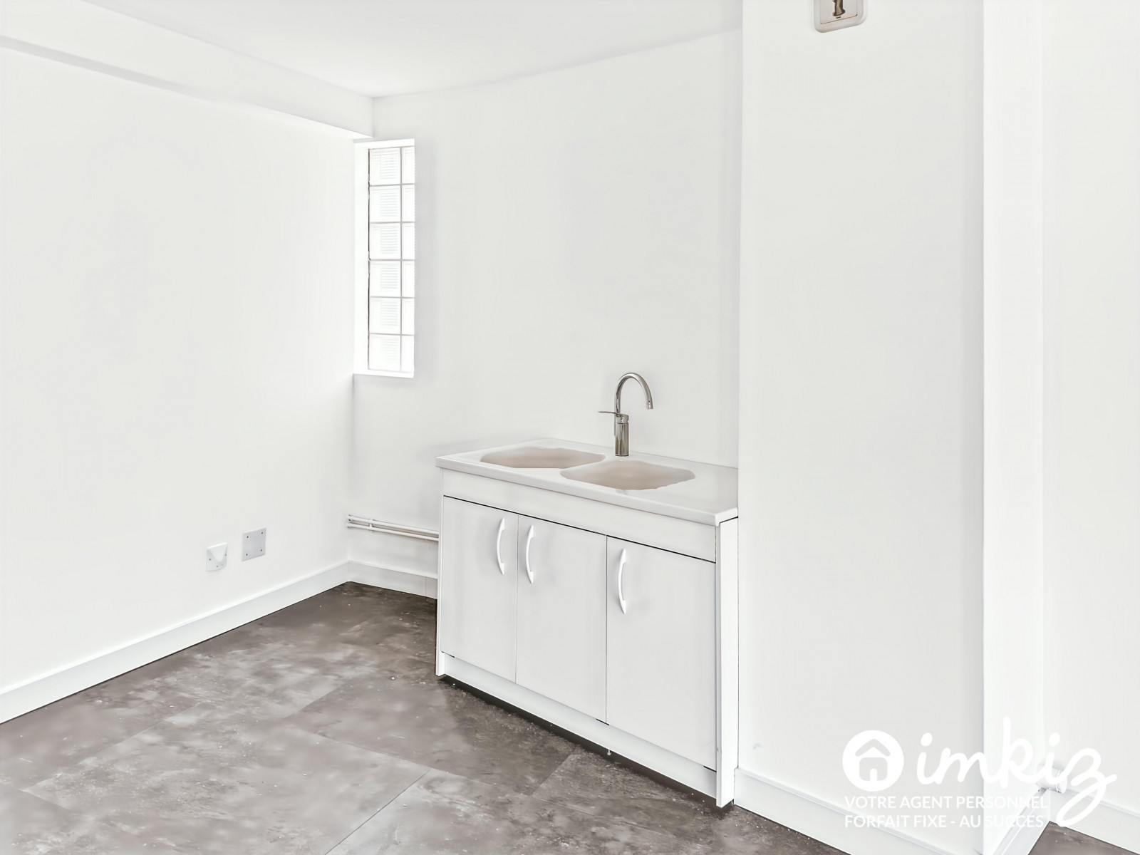
                                                Vente
                                                 Logement 5 pièces
