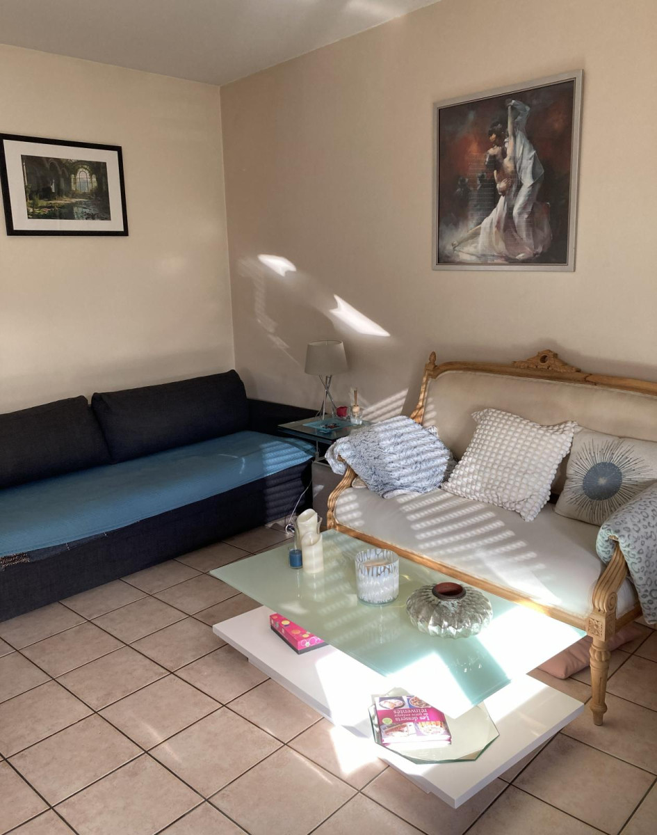 
                                                Location
                                                 Logement agréable de 60m²