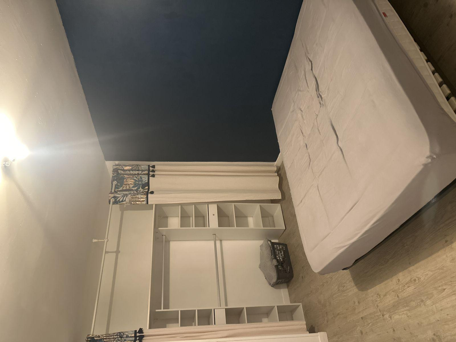 
                                                Location
                                                 Logement, atypique 110 m²