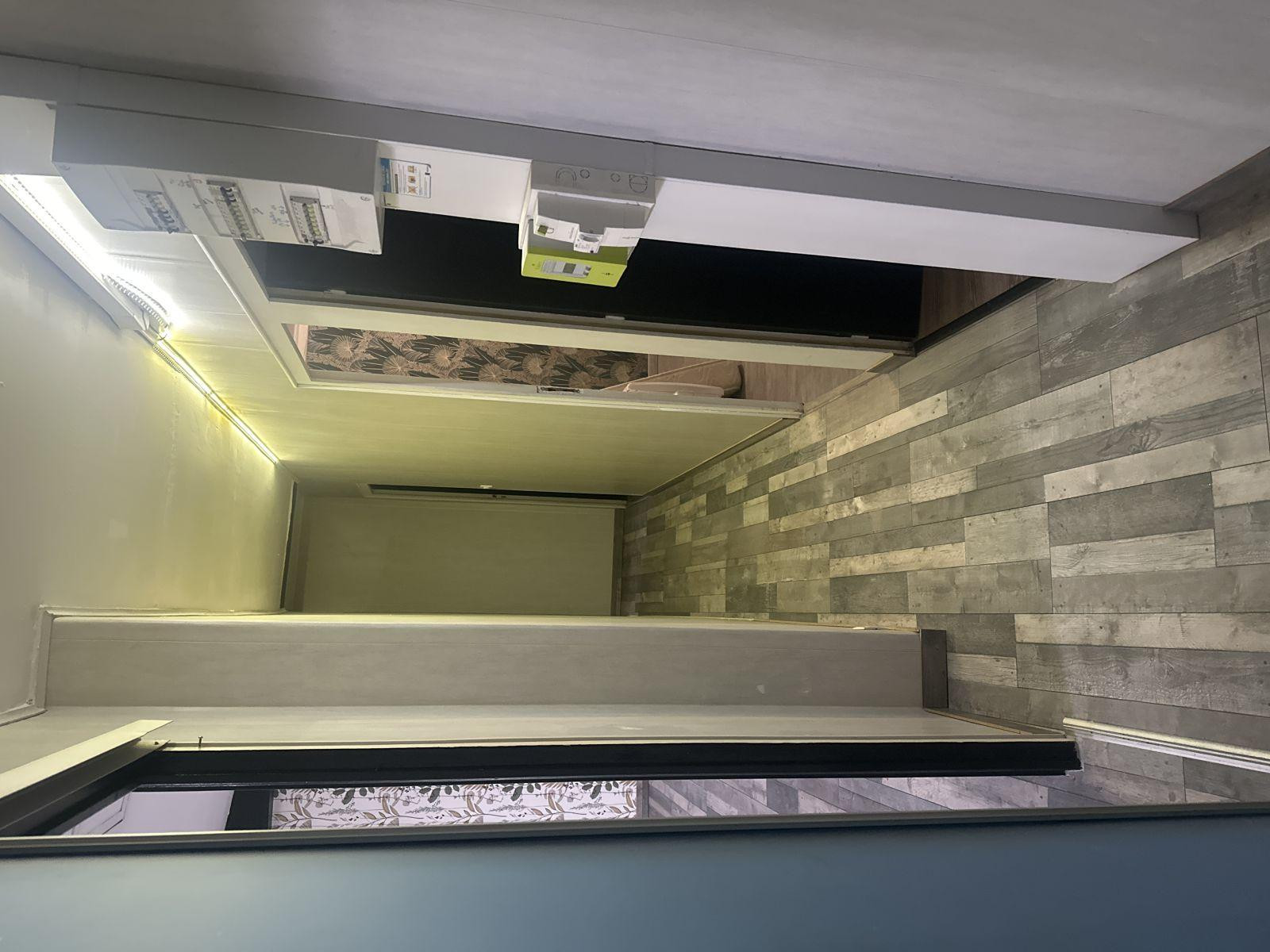 
                                                Location
                                                 Logement, atypique 110 m²