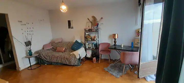 
                                                Location
                                                 Logement Cosy et lumineux proche paris