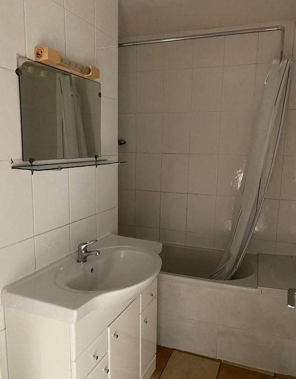 
                                                Location
                                                 Logement en bon état Lyon 7éme