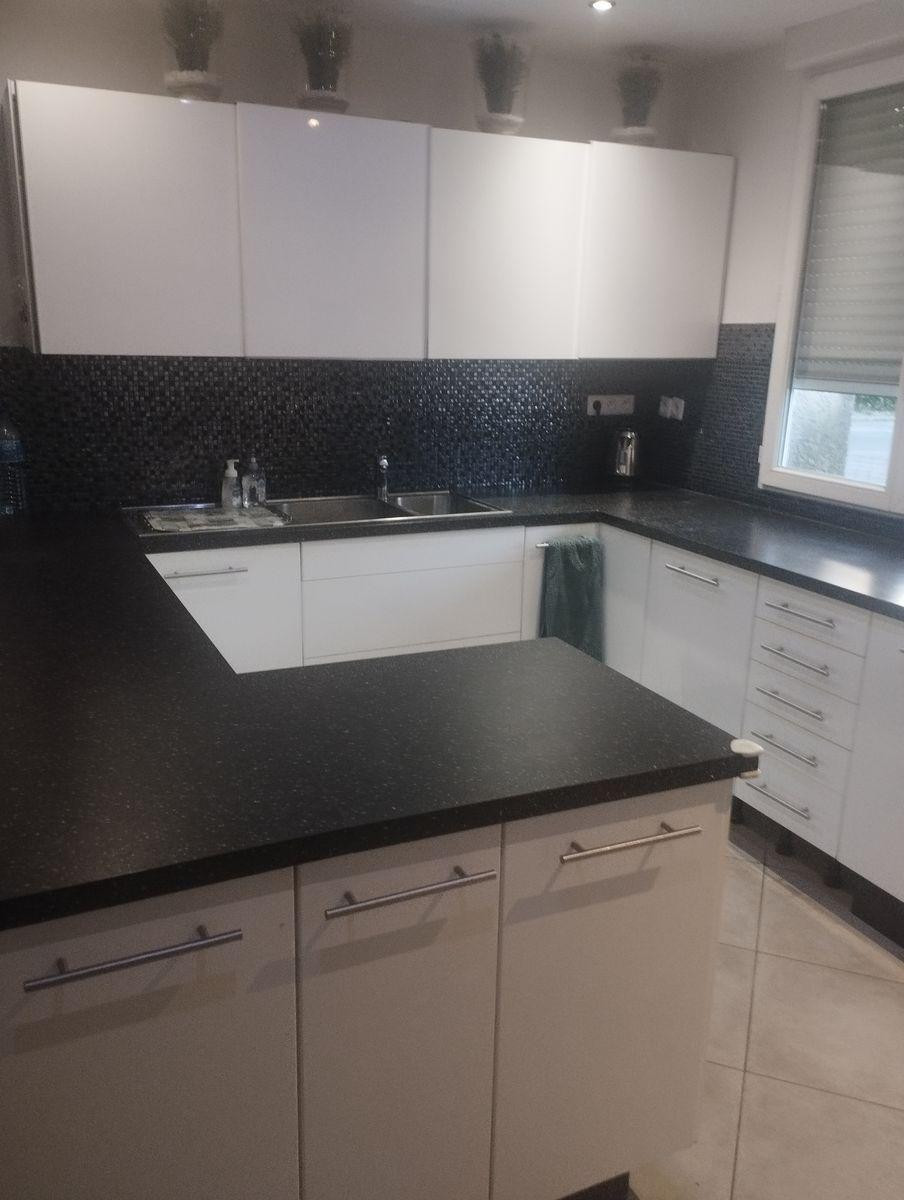 
                                                Location
                                                 Logement étudiant calme