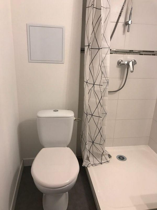 
                                                Location
                                                 Logement étudiant refait à neuf proche campus/ chu