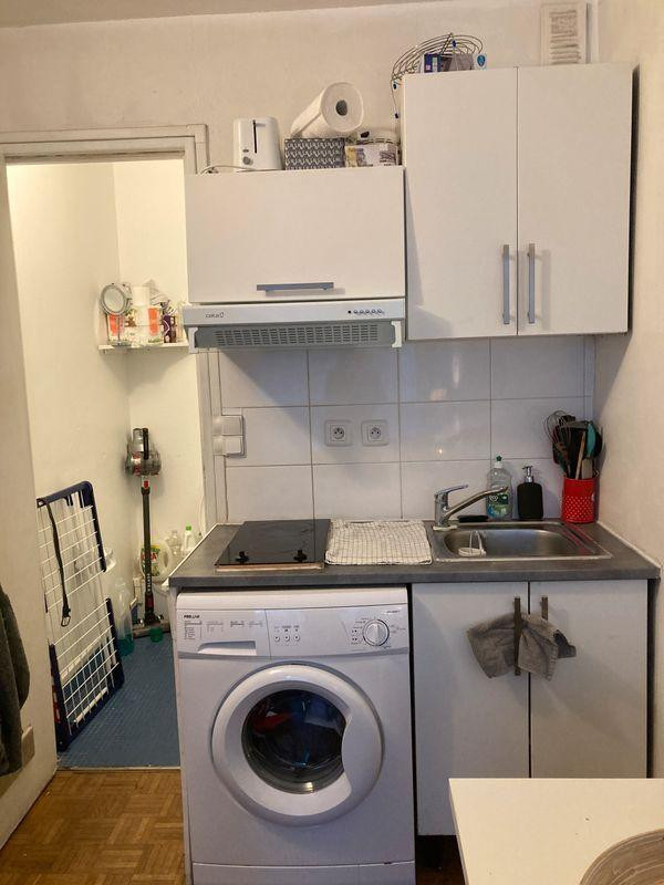 
                                                Location
                                                 Logement meublé 14 m² PARIS 15è , Métro Convention