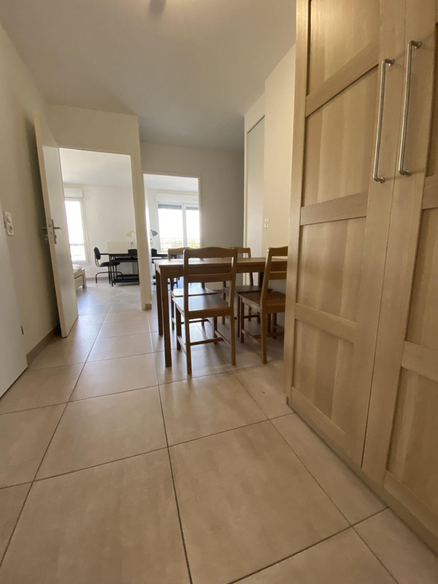 
                                                Location
                                                 Logement sans vis a vis de 48m2