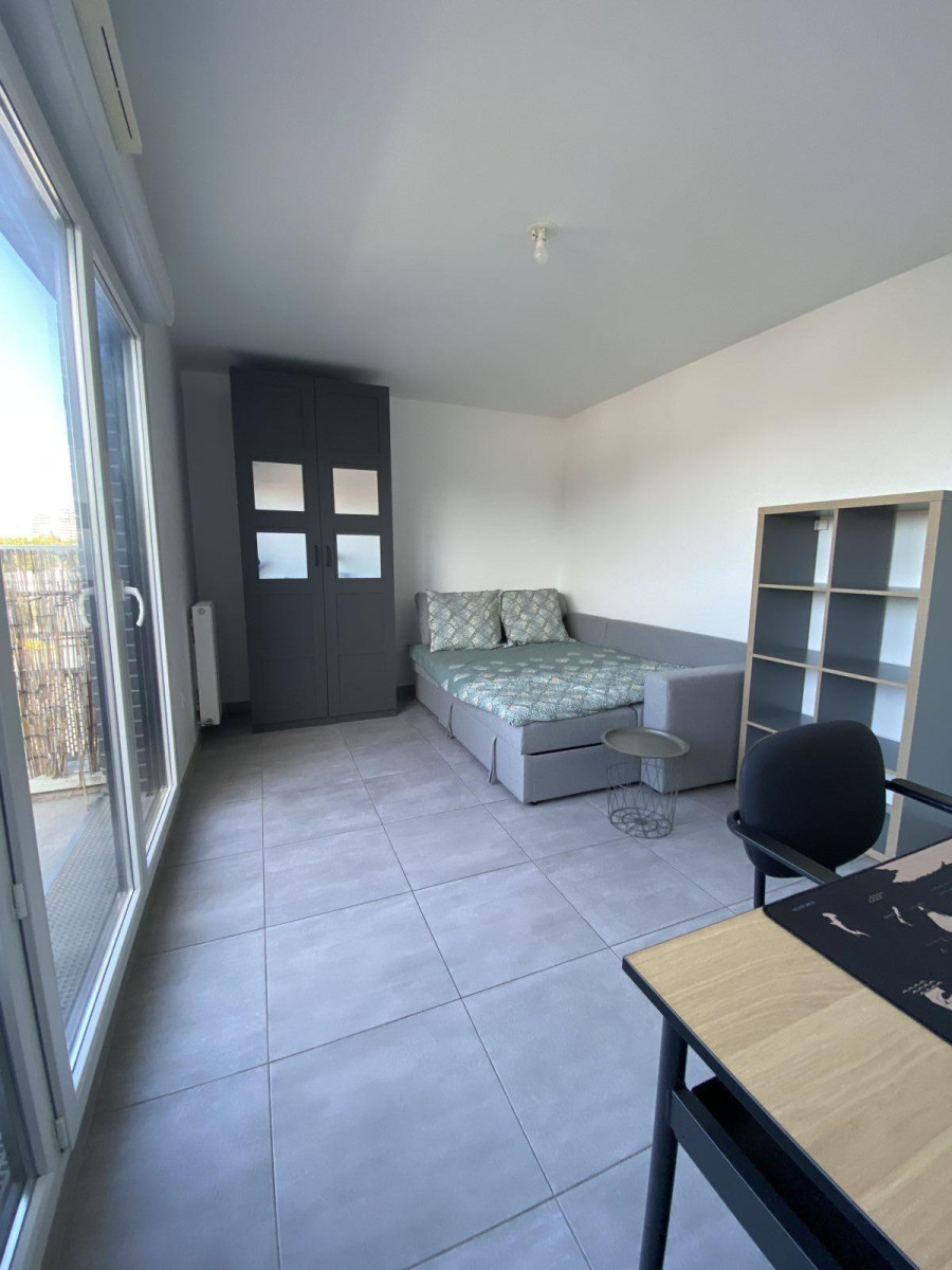 
                                                Location
                                                 Logement sans vis a vis de 48m2