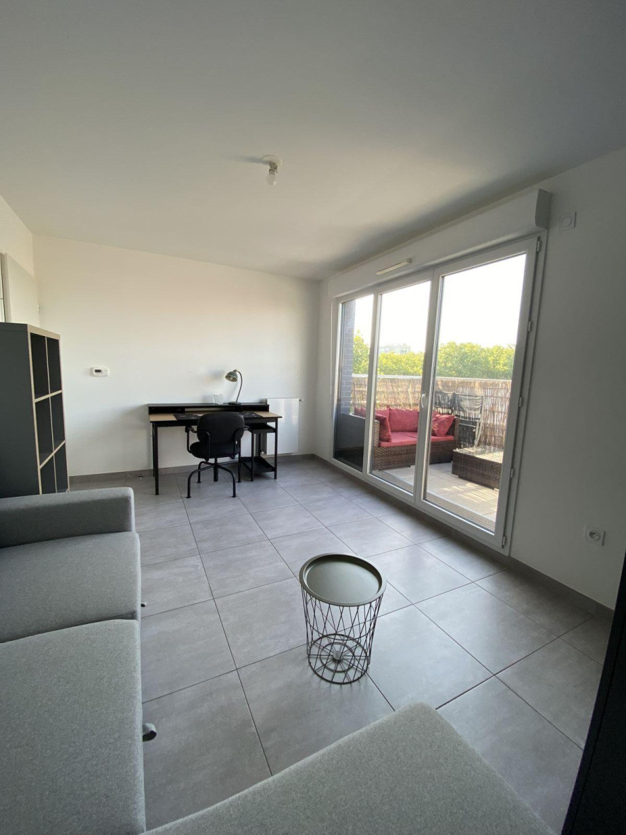 
                                                Location
                                                 Logement sans vis a vis de 48m2