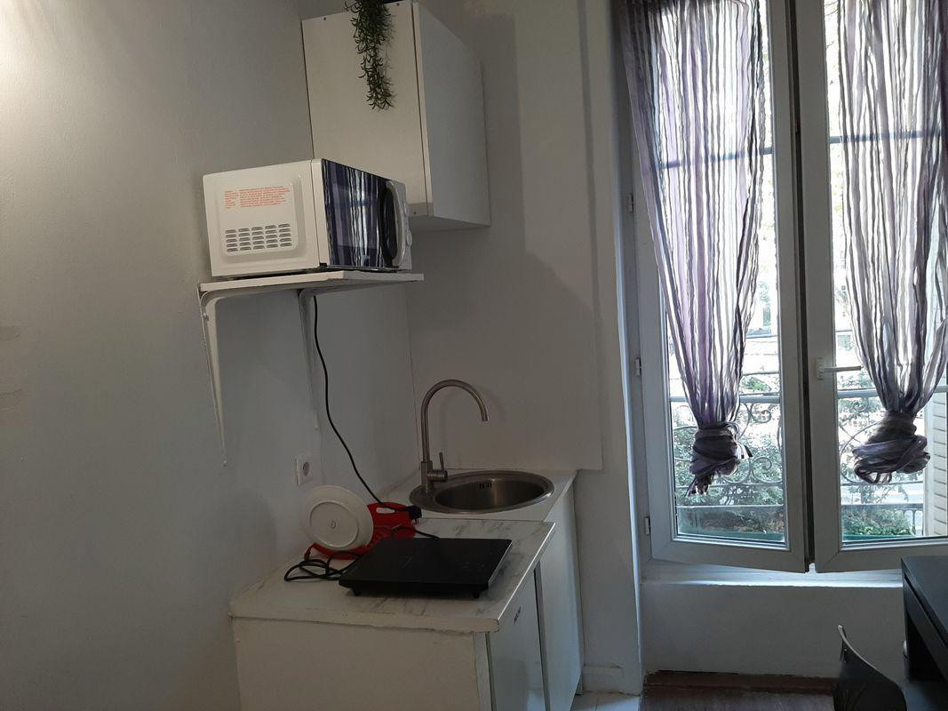 
                                                Location
                                                 Logement studette Paris 3