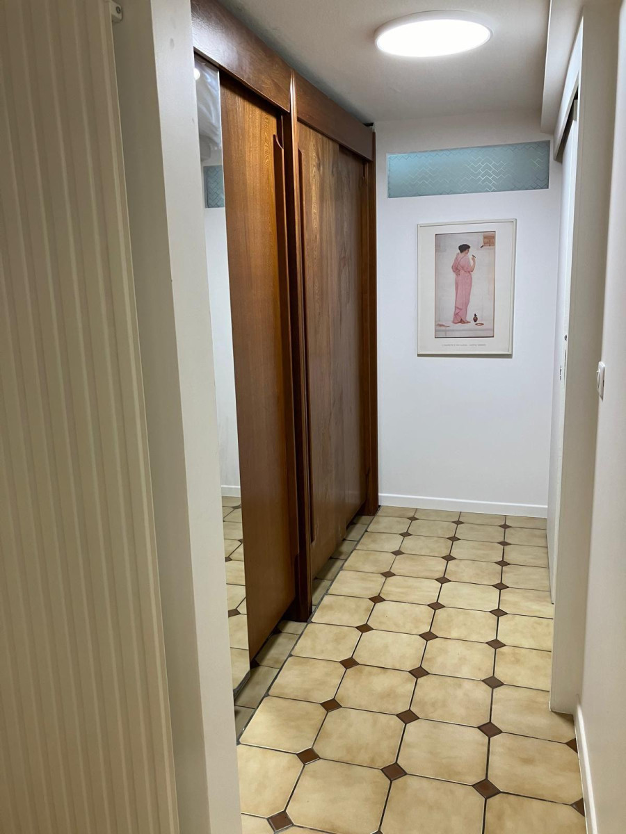 
                                                Location
                                                 Logement T1, élégant et central