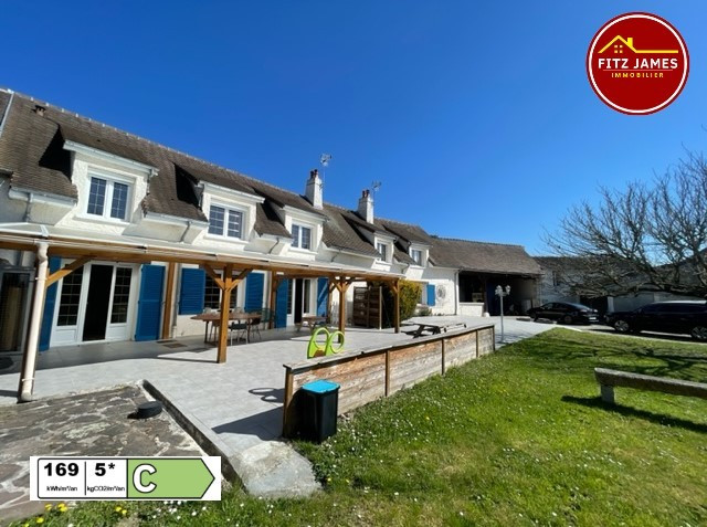 
                                                Vente
                                                 LONGERE 170M² + DEPENDANCE 75M²
