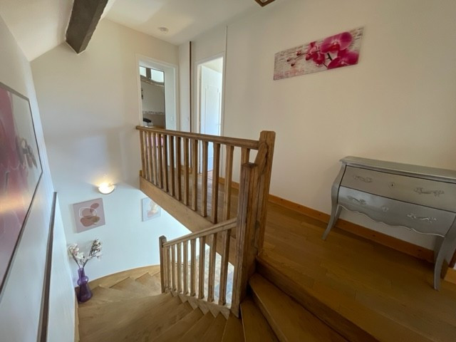
                                                Vente
                                                 LONGERE 170M² + DEPENDANCE 75M²