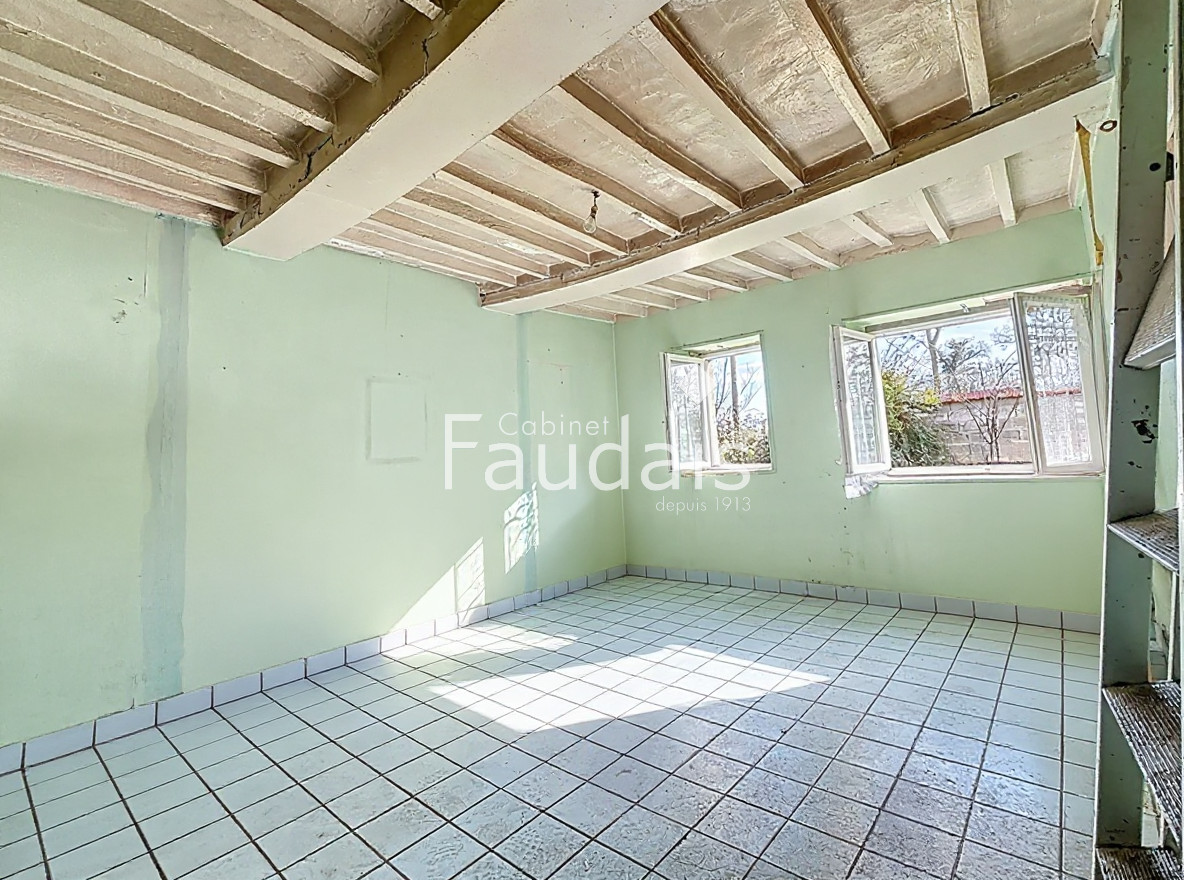 
                                                Vente
                                                 Longère à rénover - Proche Saint-Lô et gare de Lison