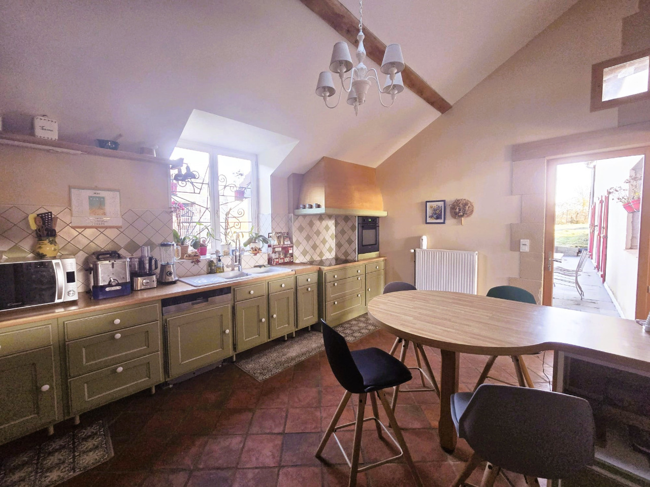 
                                                Vente
                                                 Maison de caractère (Longère bourbonnaise rénovée)