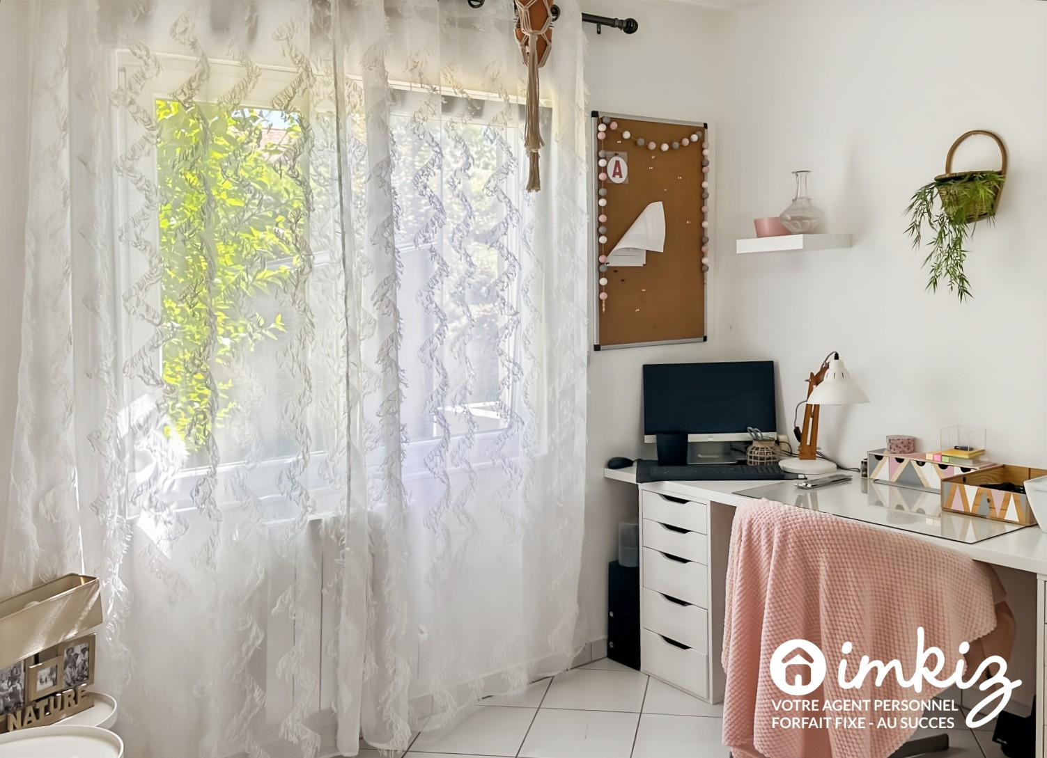 
                                                Vente
                                                 LONGÈRE EN PIERRE – 4 CHAMBRES – DÉPENDANCES