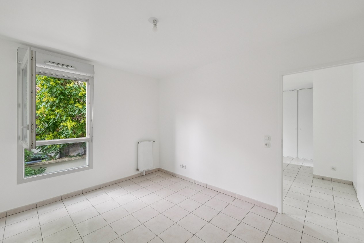
                                                Vente
                                                 Lot 02 St Denis