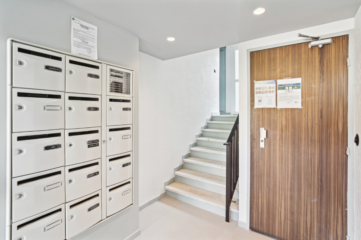 
                                                Vente
                                                 lot 135 Noisy-le-Grand