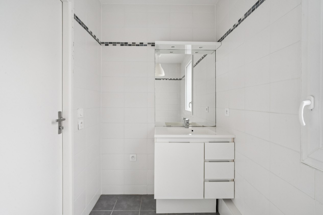 
                                                Vente
                                                 lot 15 ROSNY SOUS BOIS