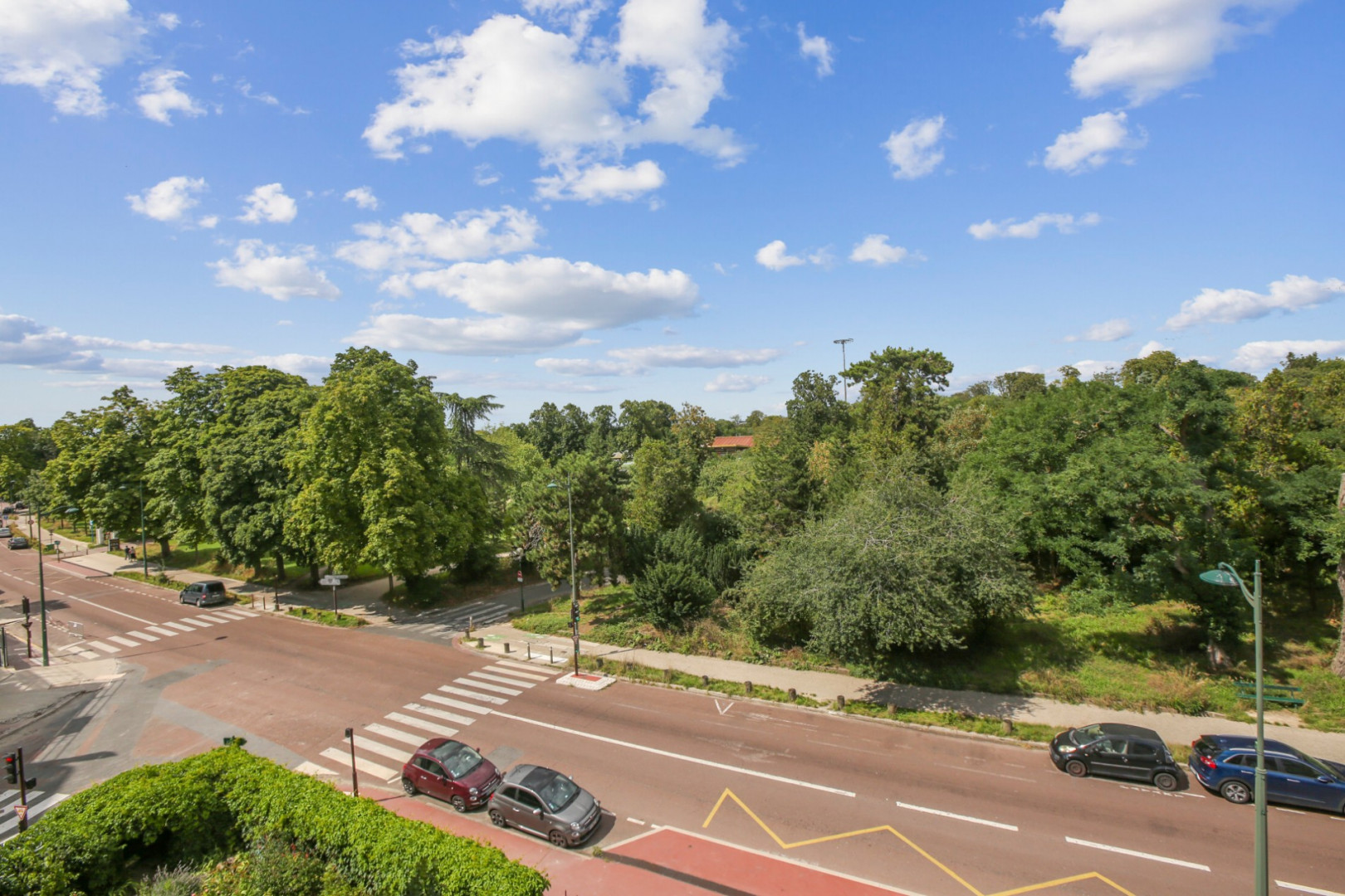 
                                                Vente
                                                 LOT 17&20