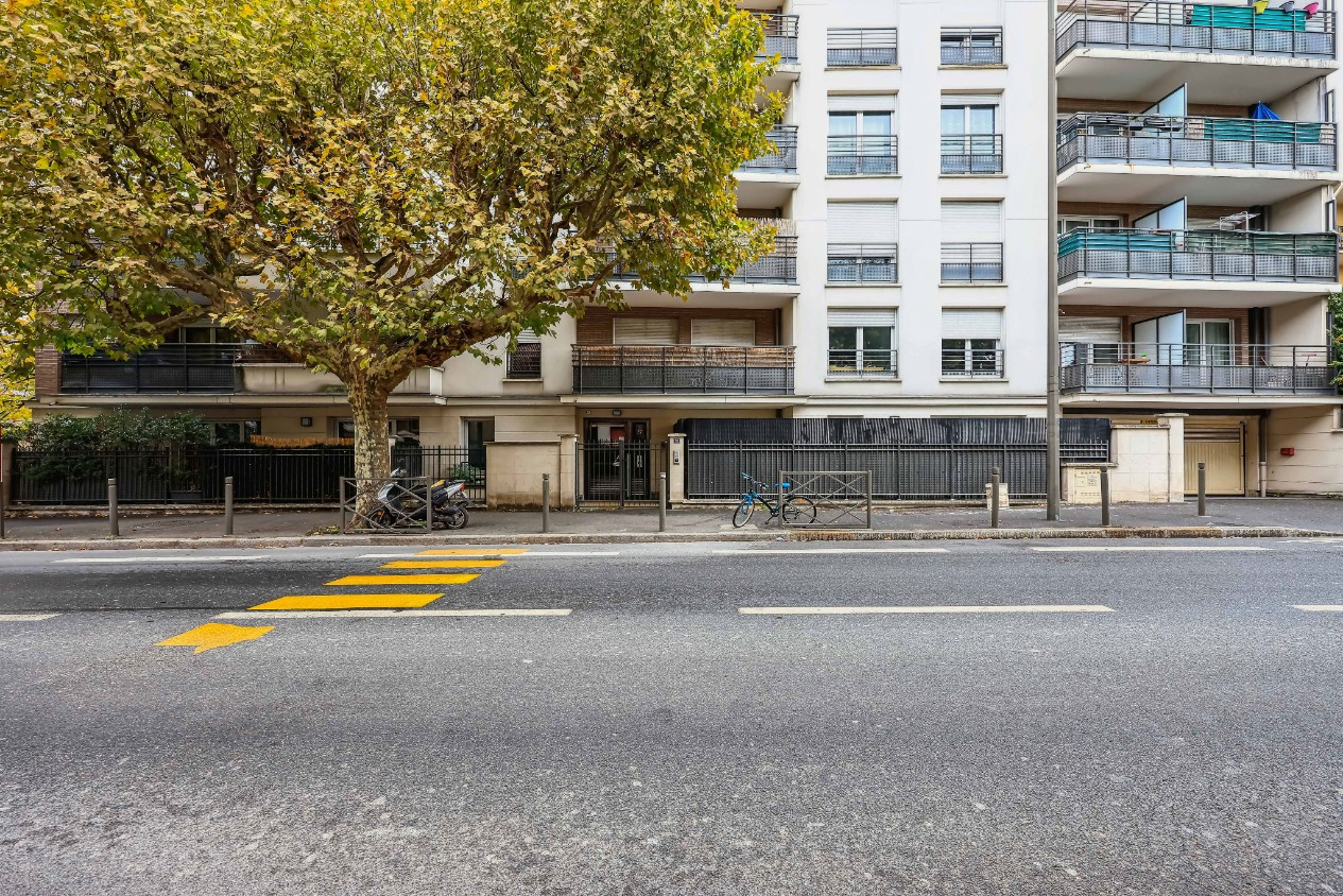 
                                                Vente
                                                 lot 25 ROSNY SOUS BOIS