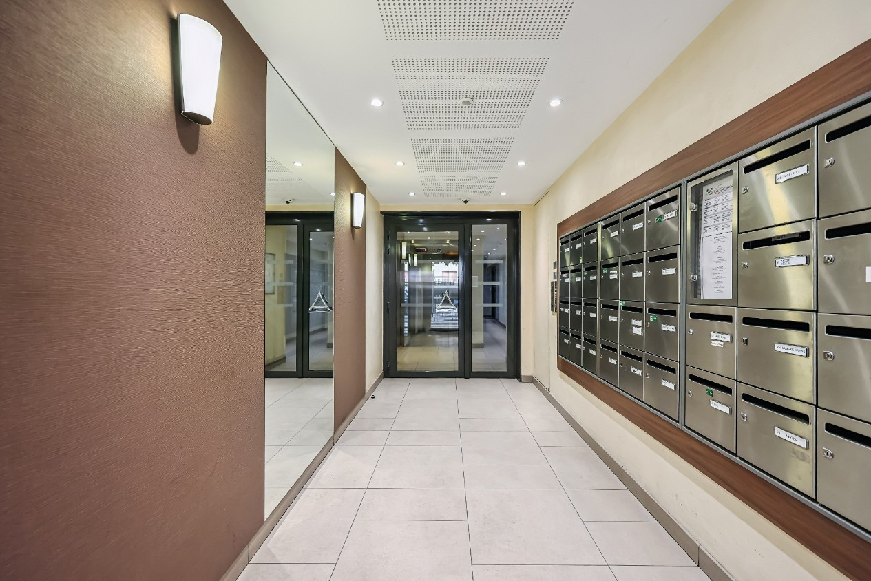 
                                                Vente
                                                 lot 25 ROSNY SOUS BOIS