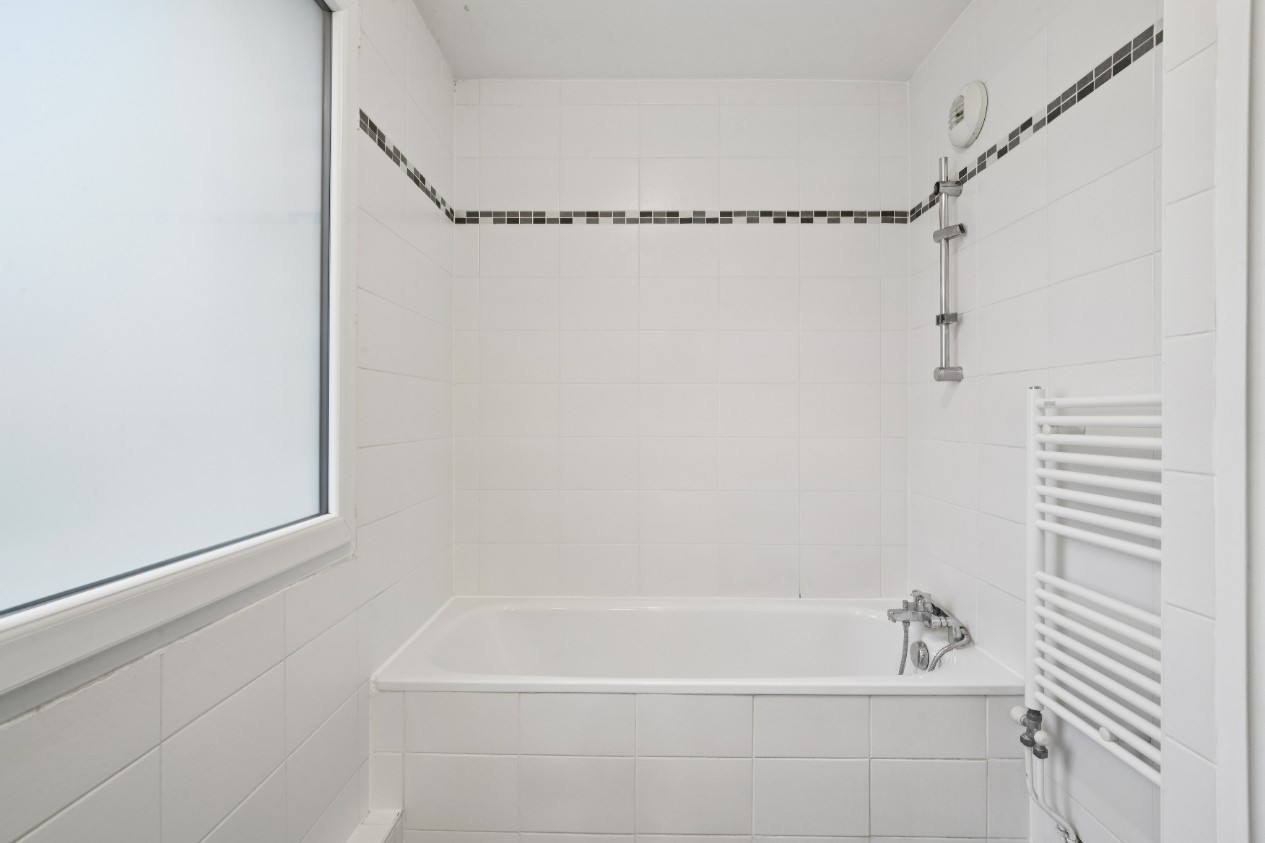 
                                                Vente
                                                 lot 40 ROSNY SOUS BOIS