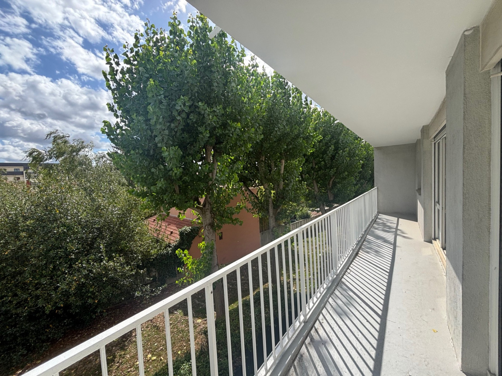 
                                                Vente
                                                 lot 431 Noisy-le-Grand