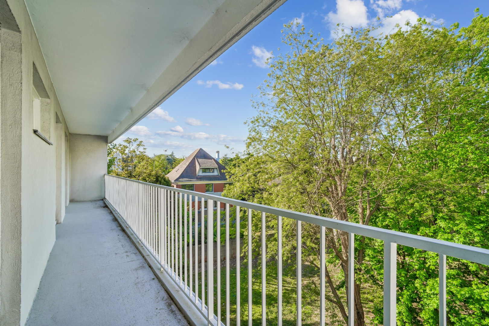 
                                                Vente
                                                 lot 418 Noisy-le-Grand